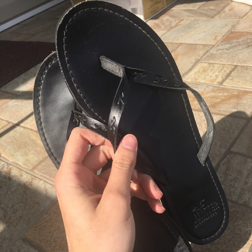 Black Hollister Flip flops